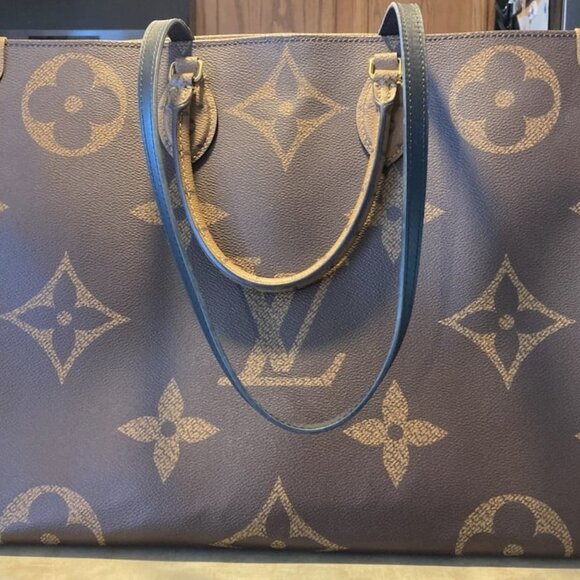 Louis Vuitton On the Go GM - Picture 1 of 16